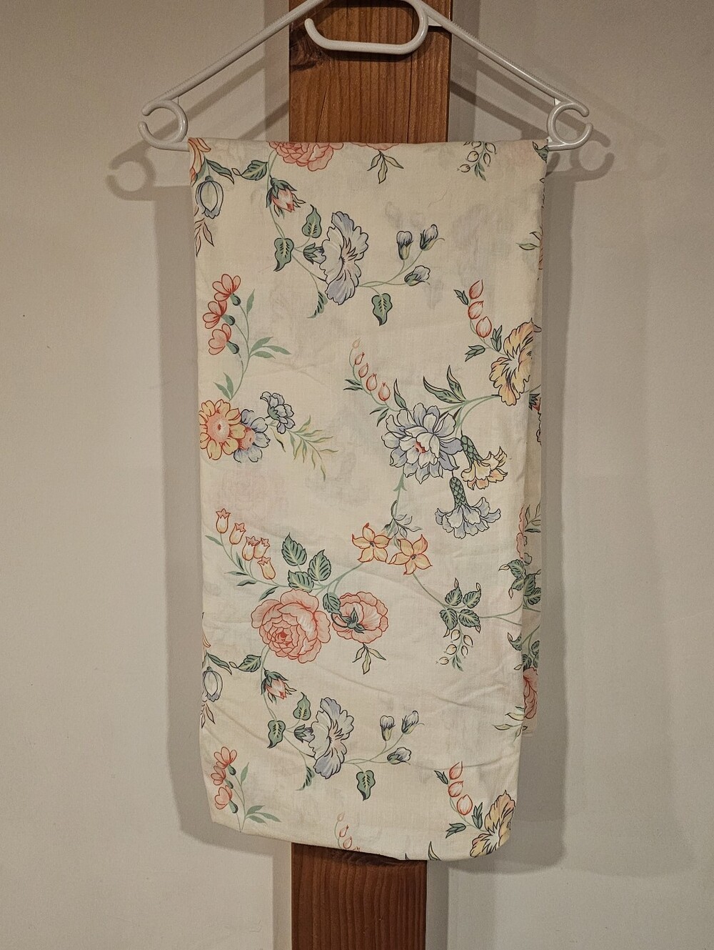 Vintage 1980s Sanderson "Exbury" Queen Flat Sheet | Cottagecore